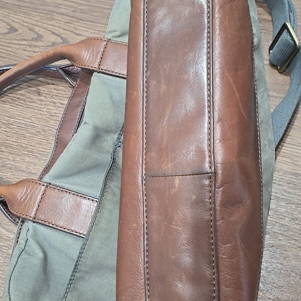 Fossil Computer Bag - Picture 3 of 11
